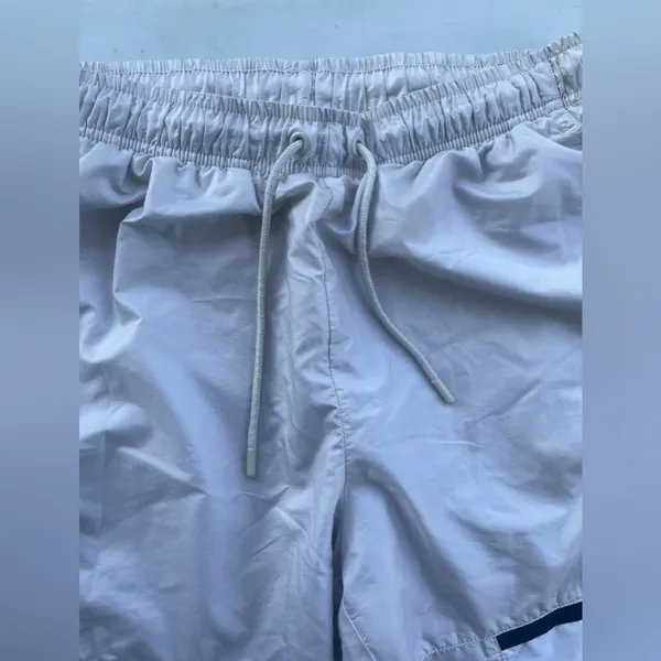 Nike Women’s Sportswear Light Bone Jogger Pants - Small - Image 6