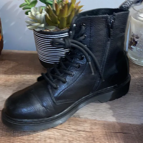 Dr. Martens 1460 Women’s Black Chukka Combat Boots Size 5 - Image 6