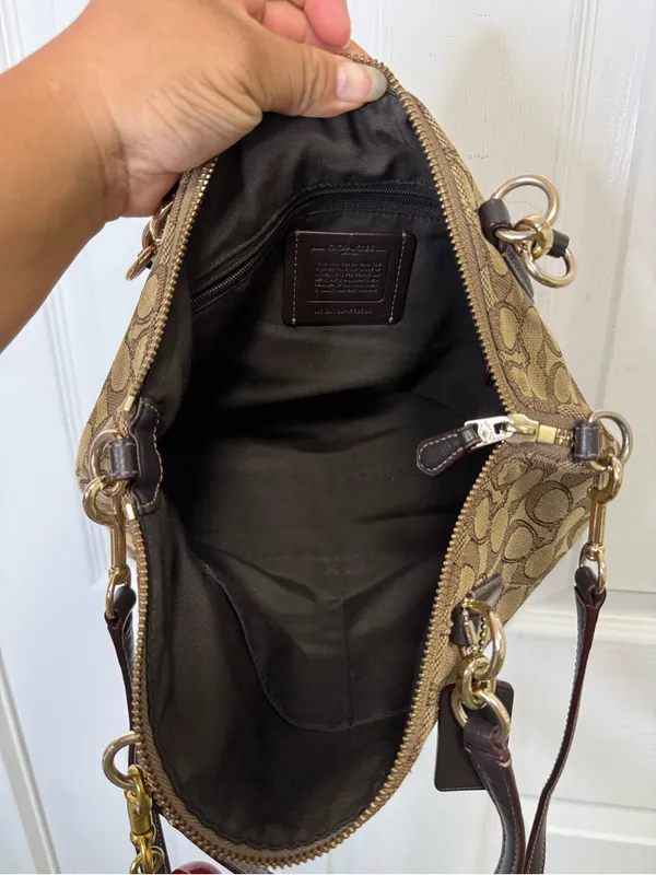 Coach Khaki/Brown Signature Canvas Shoulder Bag /Crossbody bag - Image 8
