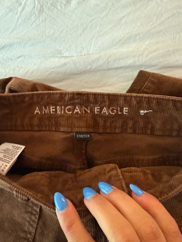 American Eagle Jeans - Image 4