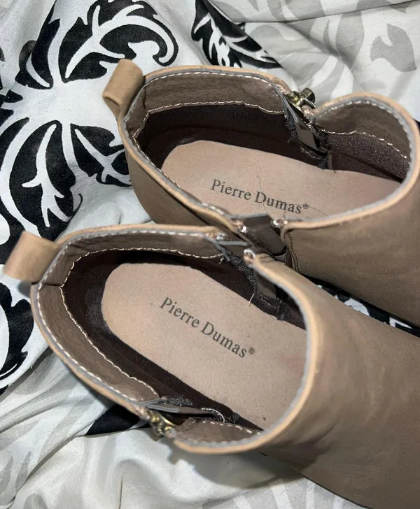 Pierre Dumas Brown Booties - Image 4