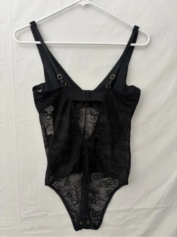Abercrombie & Fitch Black Lace Bodysuit Underwire Medium NWT(A733) - Image 4