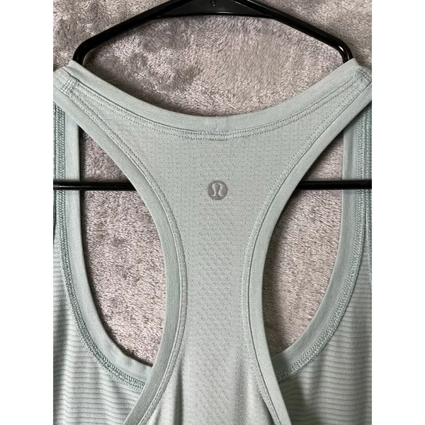 Lululemon Swiftly Tech Racerback Tank Top Hazy Jade Muted Sage Green Tone Size 8 - Image 4