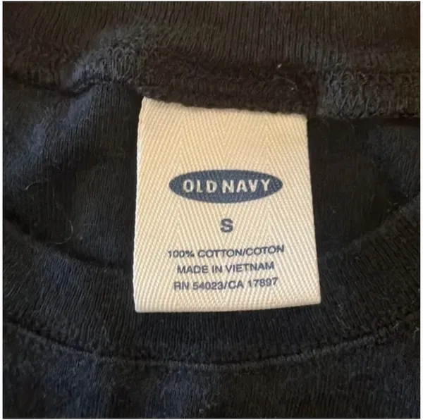 Old Navy Vintage Black Snowflake Long Sleeve Size Small - Image 3