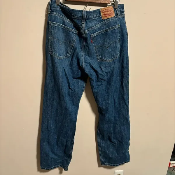 Levi’s Low Pro Women’s Jeans Breathe Out Medium Wash- Size 31 - Image 5
