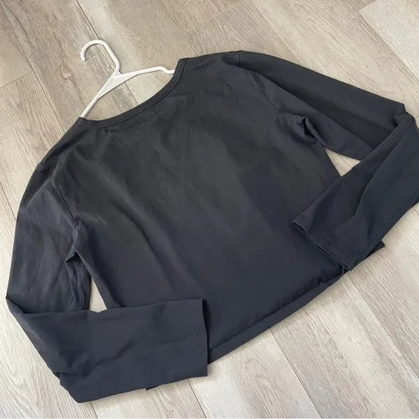 Taylor Swift Tshirt 1989 long sleeve crop womens Black (size 2xl) casual music - Image 4