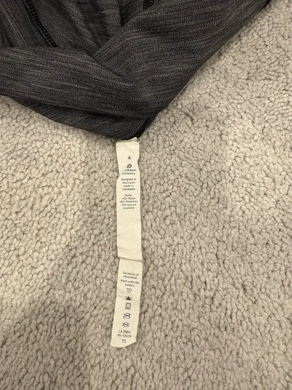 lululemon grey leggings 25” size 4  - Image 4