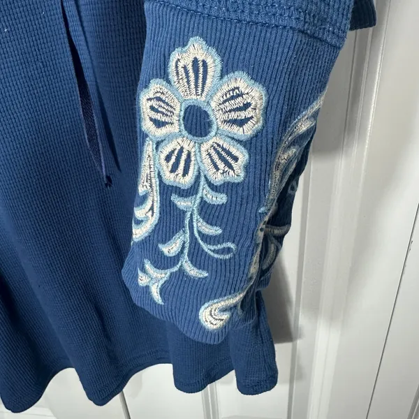 Y2K Panhandle Waffle Knit Thermal Top Womens XL Blue Lace Up‎ Floral Embroidered - Image 3