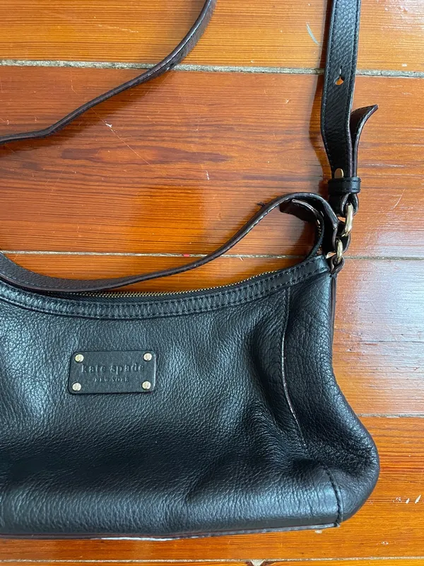 Kate Spade New York Black Pebbled Leather Crossbody Shoulder Bag Classic 🧡🎀 - Image 4