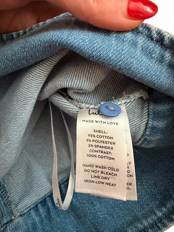 Lulus NWT Medium Wash Denim Sleeveless Crop Top Slit Back XS - Image 3