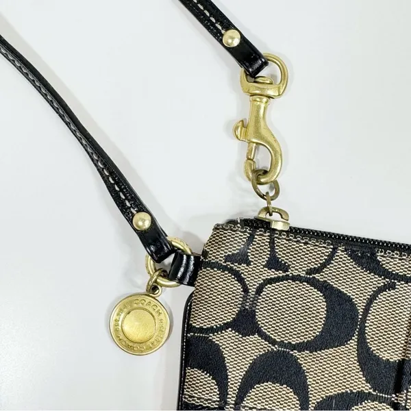 Coach 40028‎ Signature Logo Jacquard Corner Zip Wristlet Pouch Tan Black - Image 3