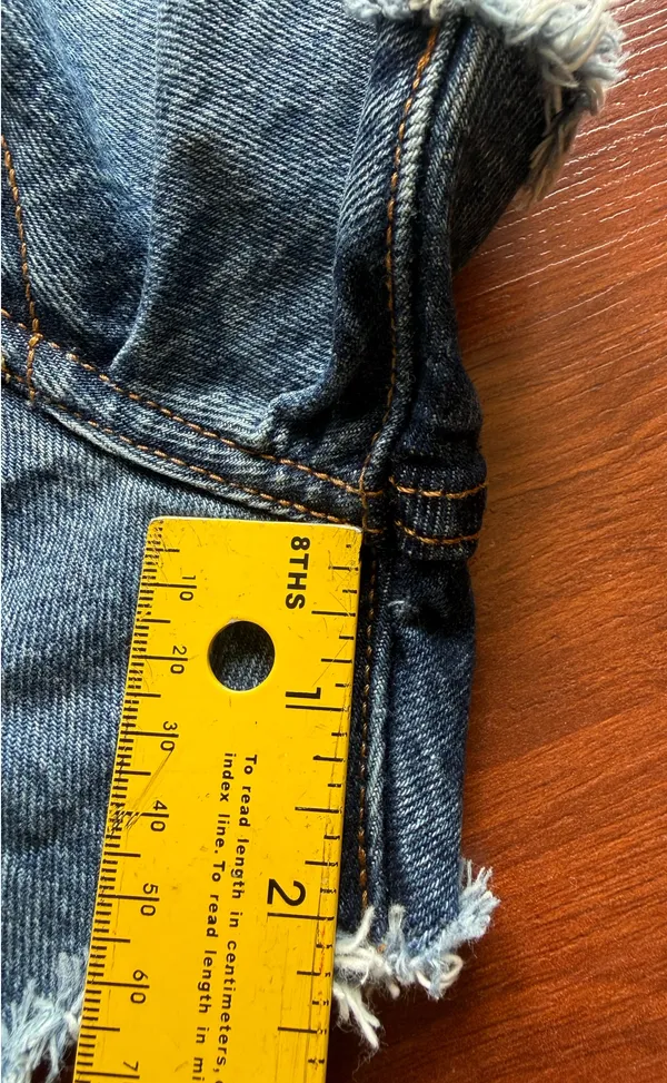 Levi’s 501 Shorts - Image 9