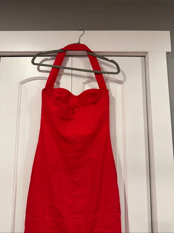 White‎ Fox champagne high halter Boutique Red Halter Maxi Dress medium nwt - Image 6