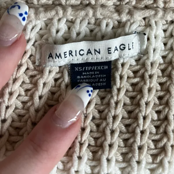 American Eagle Beige off the shoulder kind of zip up sweater - Image 2
