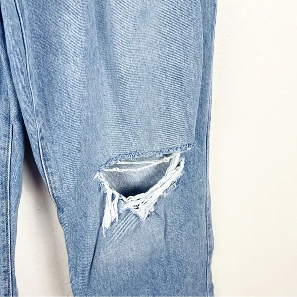 LEVI’S ‘94 Baggy 100% Cotton Light Wash Ripped High Rise Jeans, Size 30 - Image 7