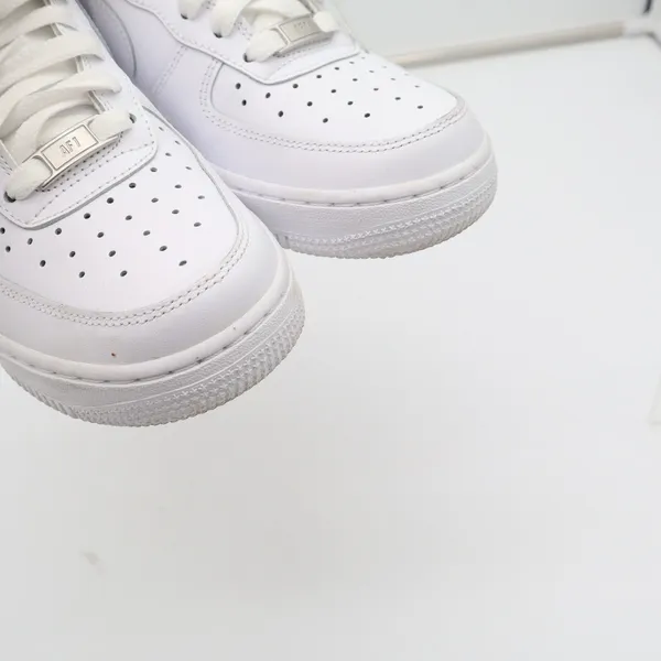 Nike Air Force 1 07 Womens 6.5 White Low Top Sneakers 315115-112 Triple White - Image 7