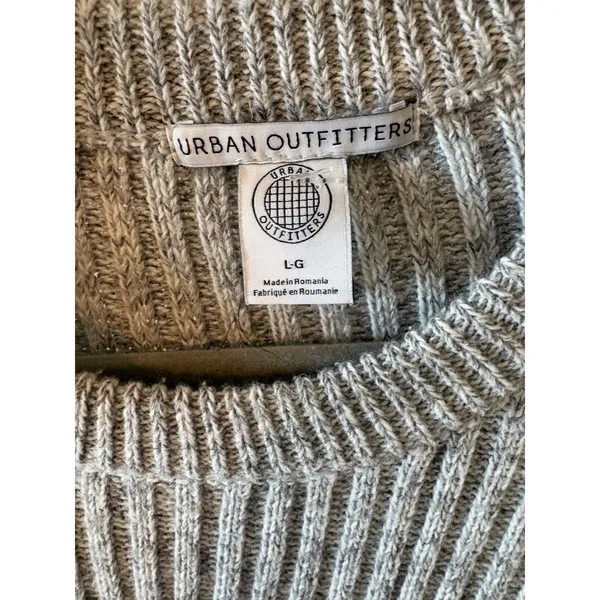 Urban Outfitters Grey Marled Ribbed Knit Cropped Crew Neck Sweater Womens Large - Image 2