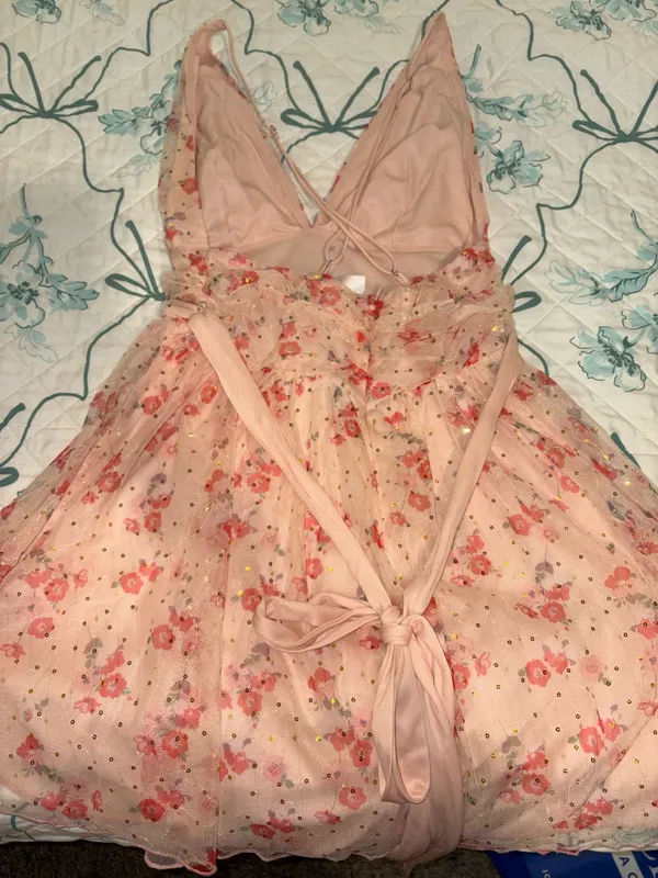 Lucy in the Sky Floral Plunge Dress - Image 3