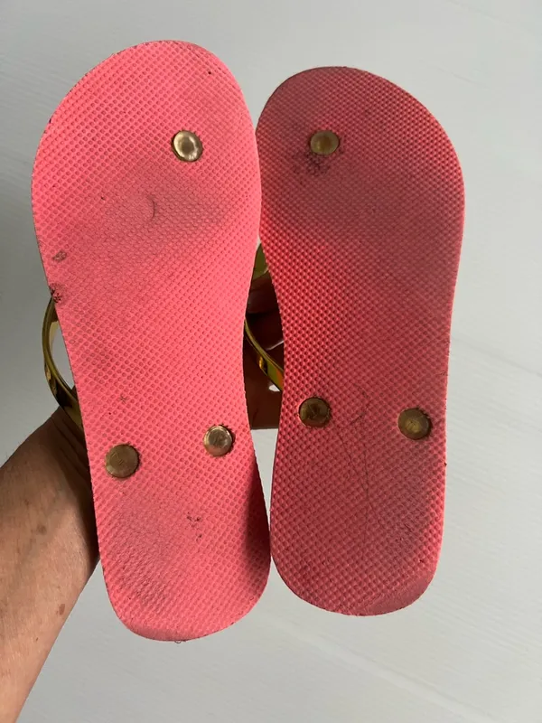 Lilly Pulitzer Gold-Strap Floral Pattern Flip Flops - Image 2