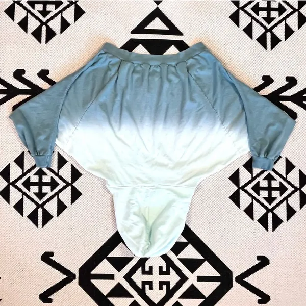 Young Fabulous & Broke Raissa Tie Dye Ombre Cropped Hoodie M/L - Image 11