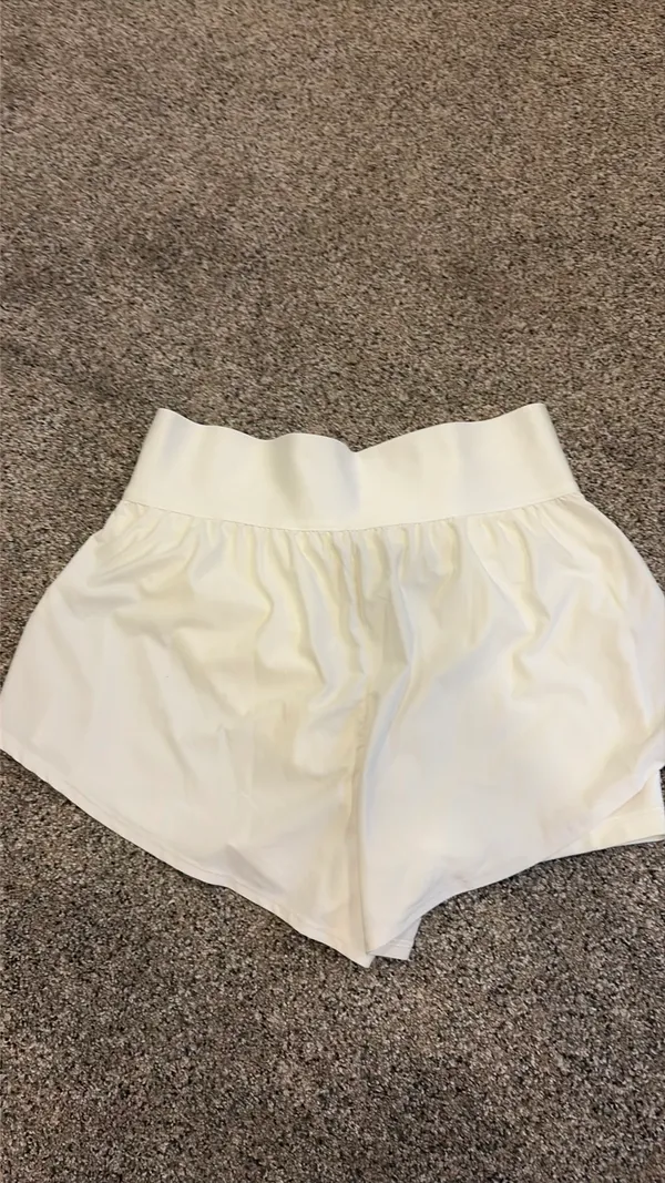 Flowy Nike Shorts - Image 4