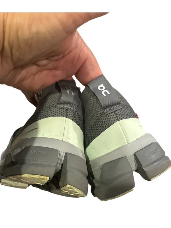 On cloud cloudswept gray green women’s athletic sneakers 8 - Image 6