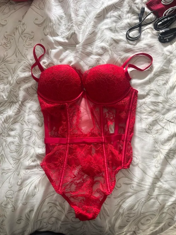 Victoria's Secret Bombshell Lace Teddy - Image 3