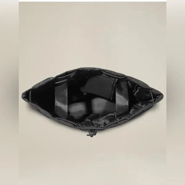 NWT Beyond Yoga Convertible Gym Bag Backpack Black - Image 5