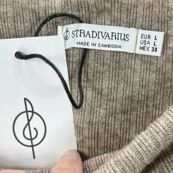 Stradivarius Bardot Top Size L Tan Lightweight Ribbed Knit Sweater Neutral - Image 2
