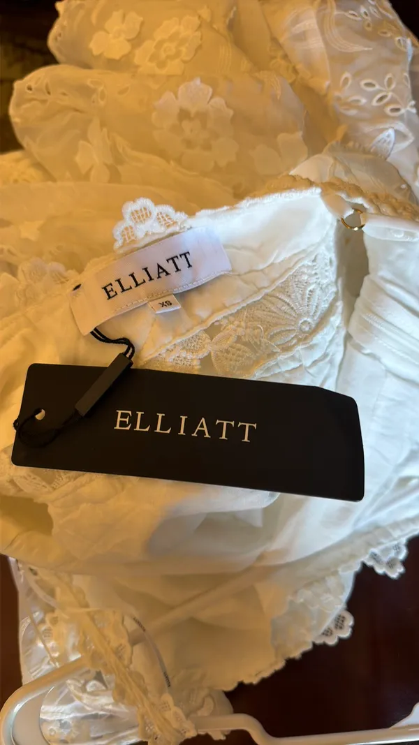 Elliatt Dress White Midi - Image 3
