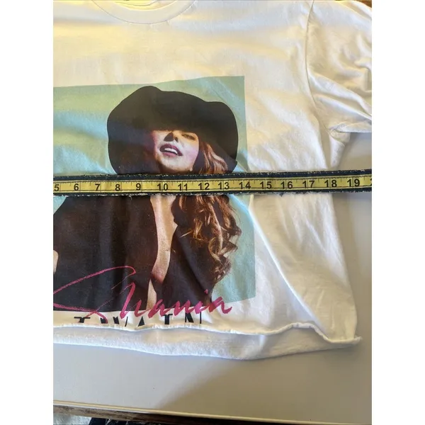 Shania Twain Crop Graphic T-shirt Women Large Blue Short Sleeve Music - Image 6