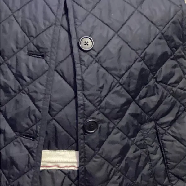 Gap Black Light Quilted Vest Size Small
Spring, Fall - Image 6