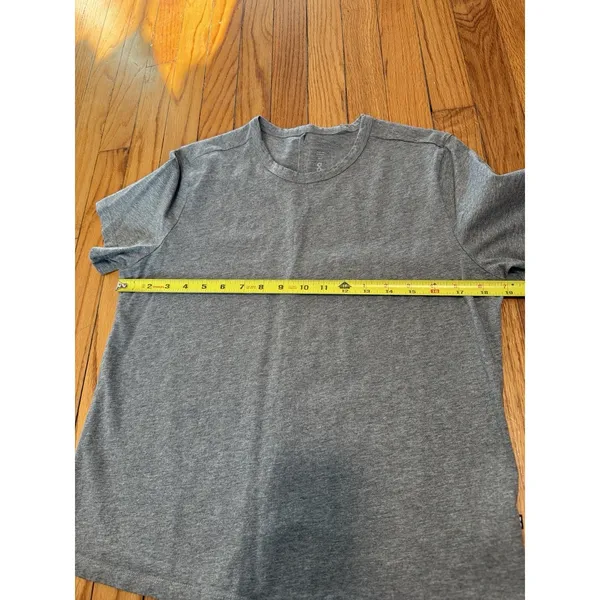 On Running On-T‎ Gray Cotton T-Shirt Size Medium - Image 10