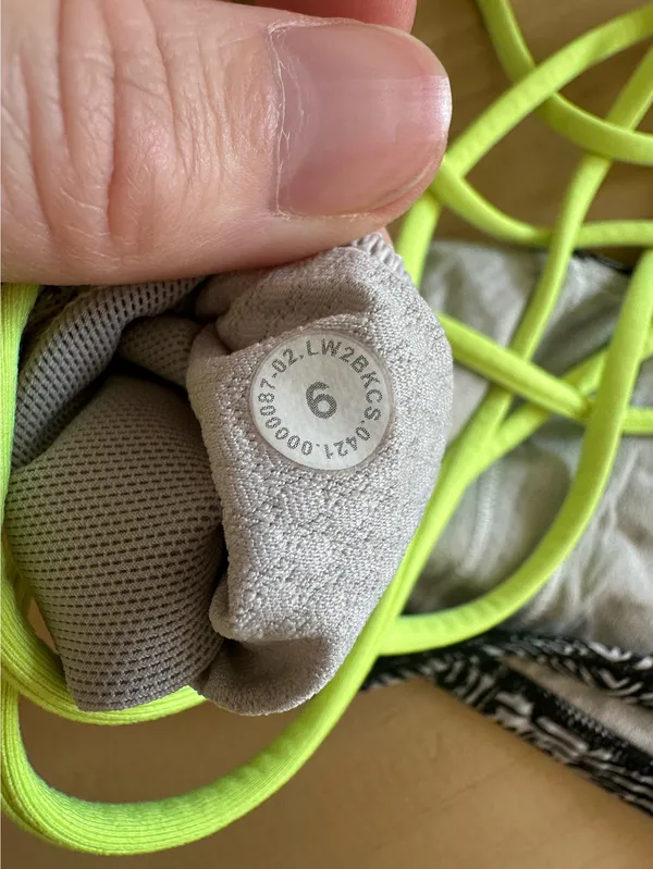 Lululemon Free to Be Bra Wild *Light Support, A/B Cup - Speckle Trail Black Multi / Highlight Yellow 6 - Image 4