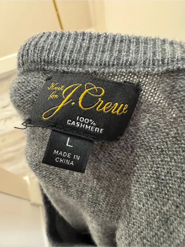 Grey 100% cashmere sweater by J Crew Large - Image 5
