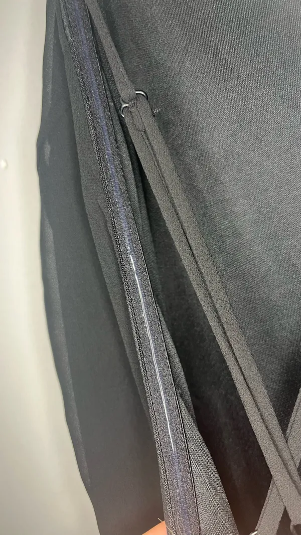 Black Gown Lulus Formal - Image 6