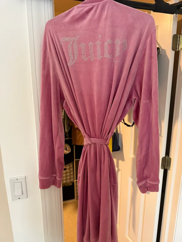Juicy Couture Pink Robe - Image 2