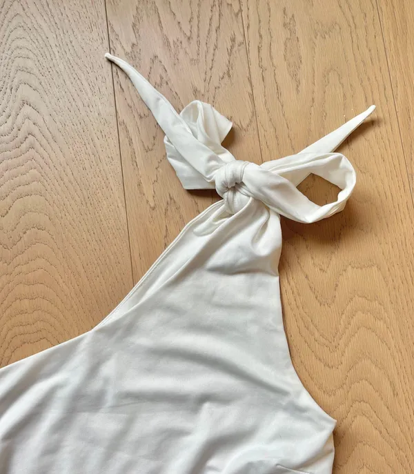 Princess Polly One Shoulder Bow Tie White Bodysuit - Image 4