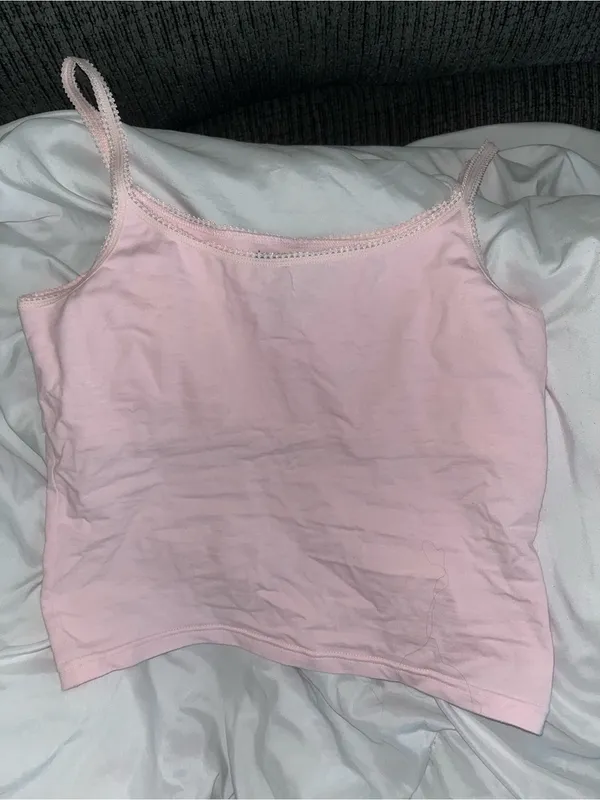 NWOT Abercrombie and Fitch Pink Lace Trim Cami Size Large - Image 3