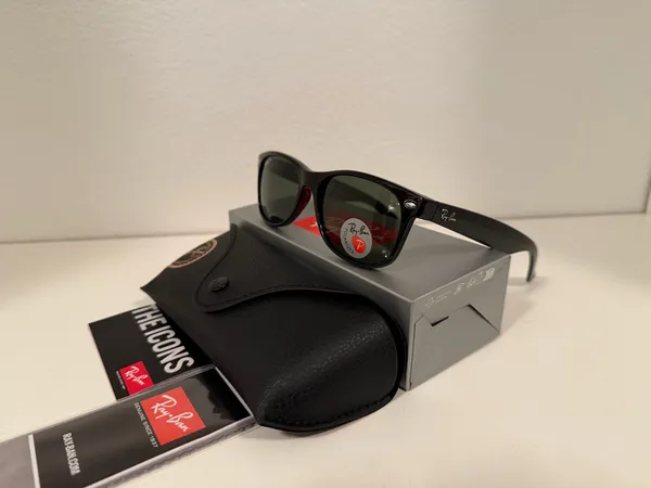 Ray-Ban New Wayfarer Sunglasses 55 mm Polarized - Image 5