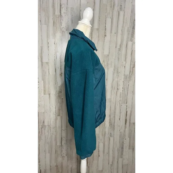 Wild Fable Women's Teal Sherpa‎ Bomber Jacket Size Small Zip Closure - Image 2
