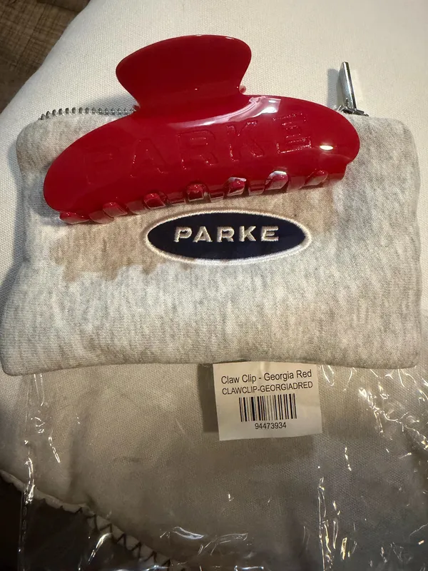 PARKE Claw Clip with Pouch Georgia Red NIP - Image 4