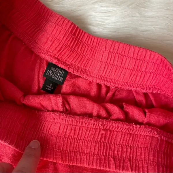 Linen Blend Pull On Shorts Coral Hibiscus by Wild Fable Size Small - Image 2