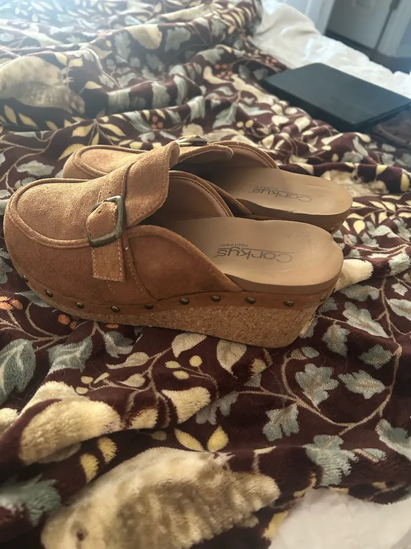 Corky’s mules/clogs - Image 2