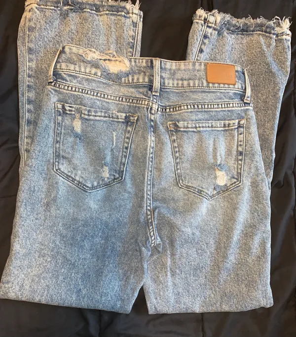 Buckle Jeans - Image 5