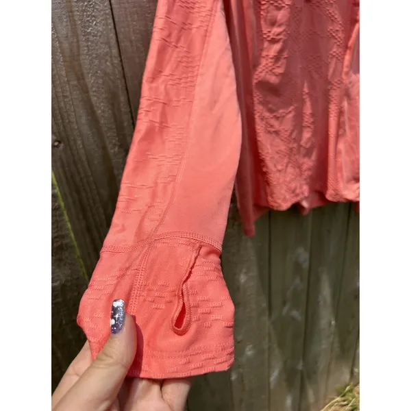 Lucy Sweatshirt Medium Pink 1/2 Zip Thumbholes Running‎ Long Sleeve Shirt - Image 9