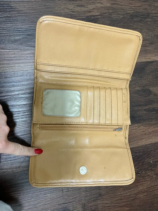 Coach Signature Wallet - Image 3
