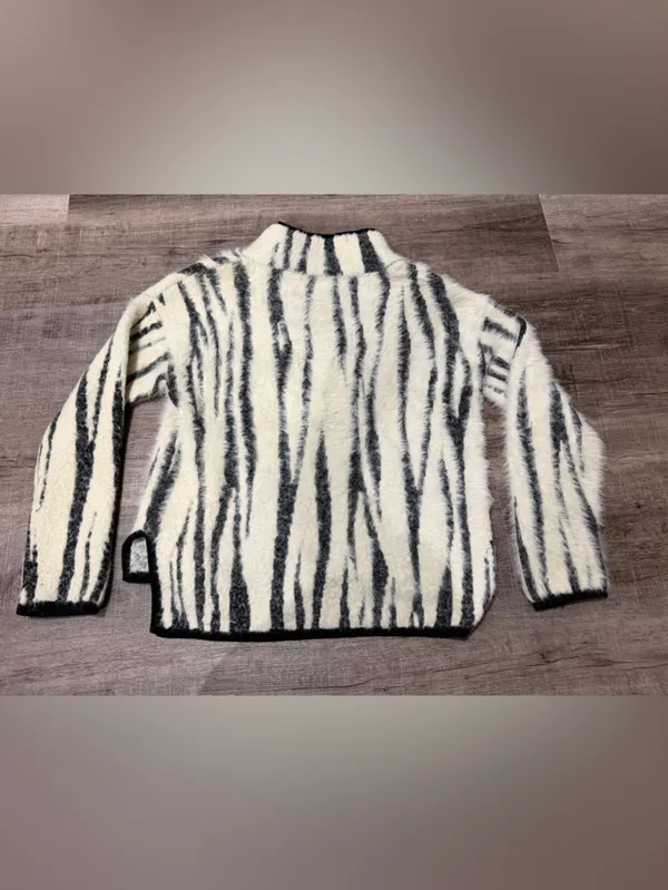 ANTHROPOLOGIE Cindy Eyelash Half Zip Pullover in Zebra - Image 4