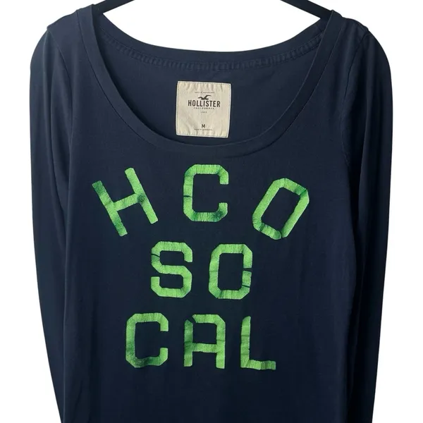 Y2K Hollister Co. Navy Long Sleeve Spellout Academia Preppy Coastal Comfort M - Image 3