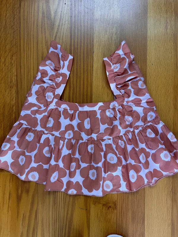 Vestique small floral blouse - Image 2